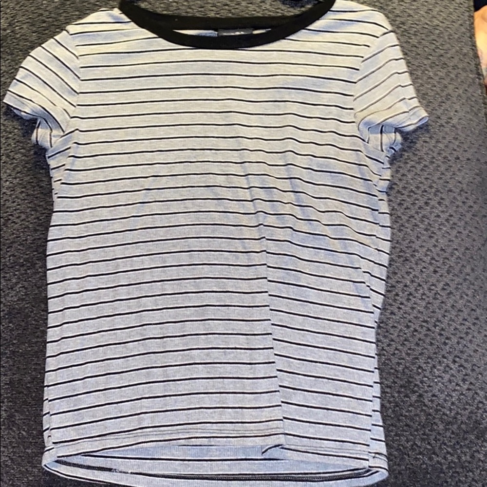 Rue 21 T-Shirt